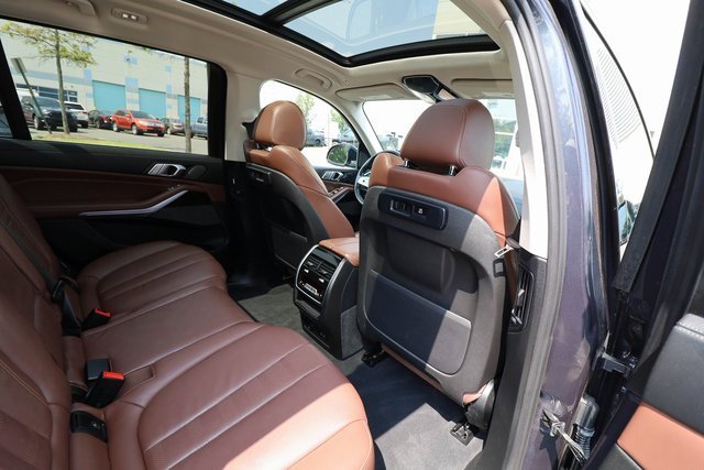 Used 2020 BMW X7 xDrive40i w/ Premium Package image 56