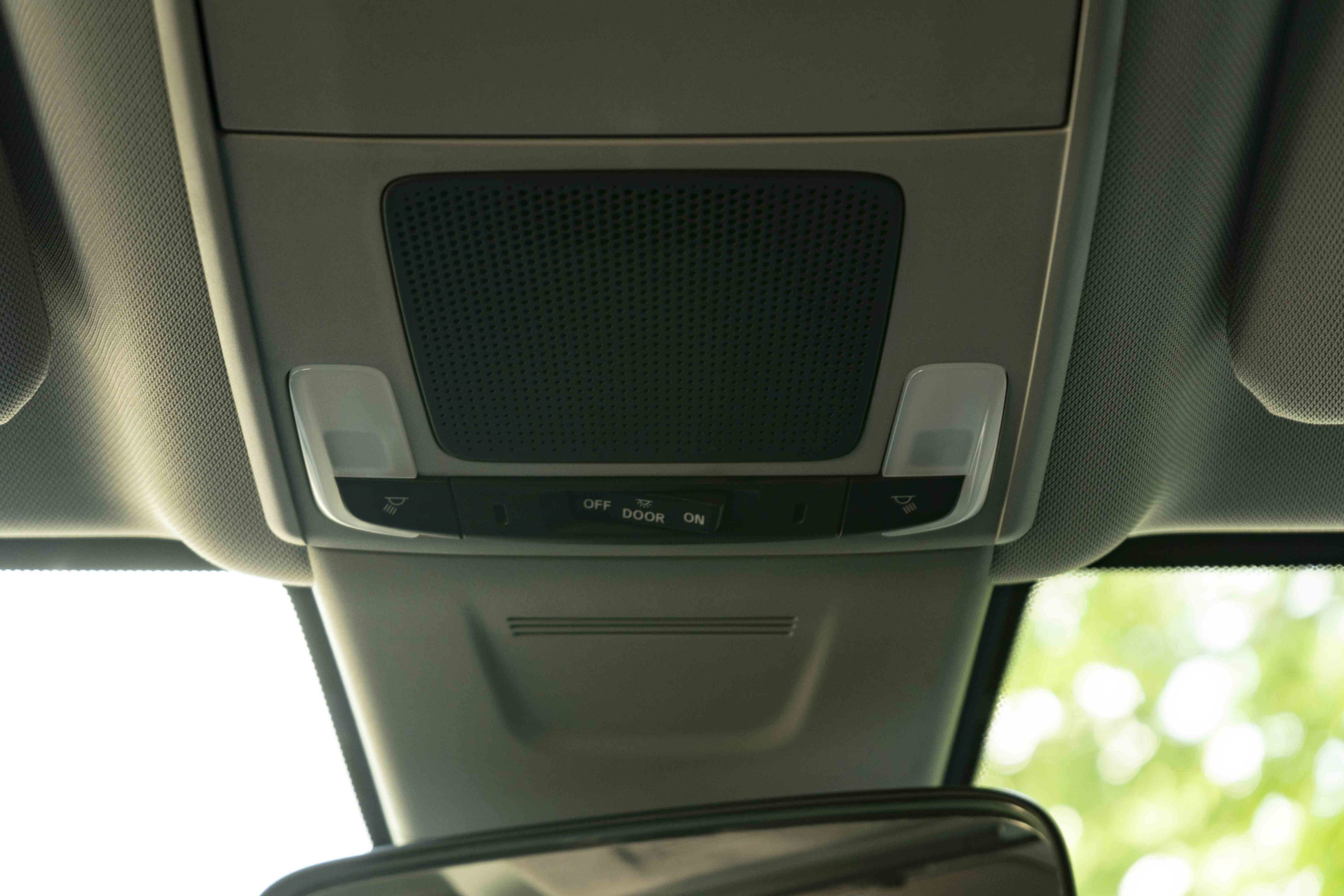 Used 2025 Honda CR-V LX image 37