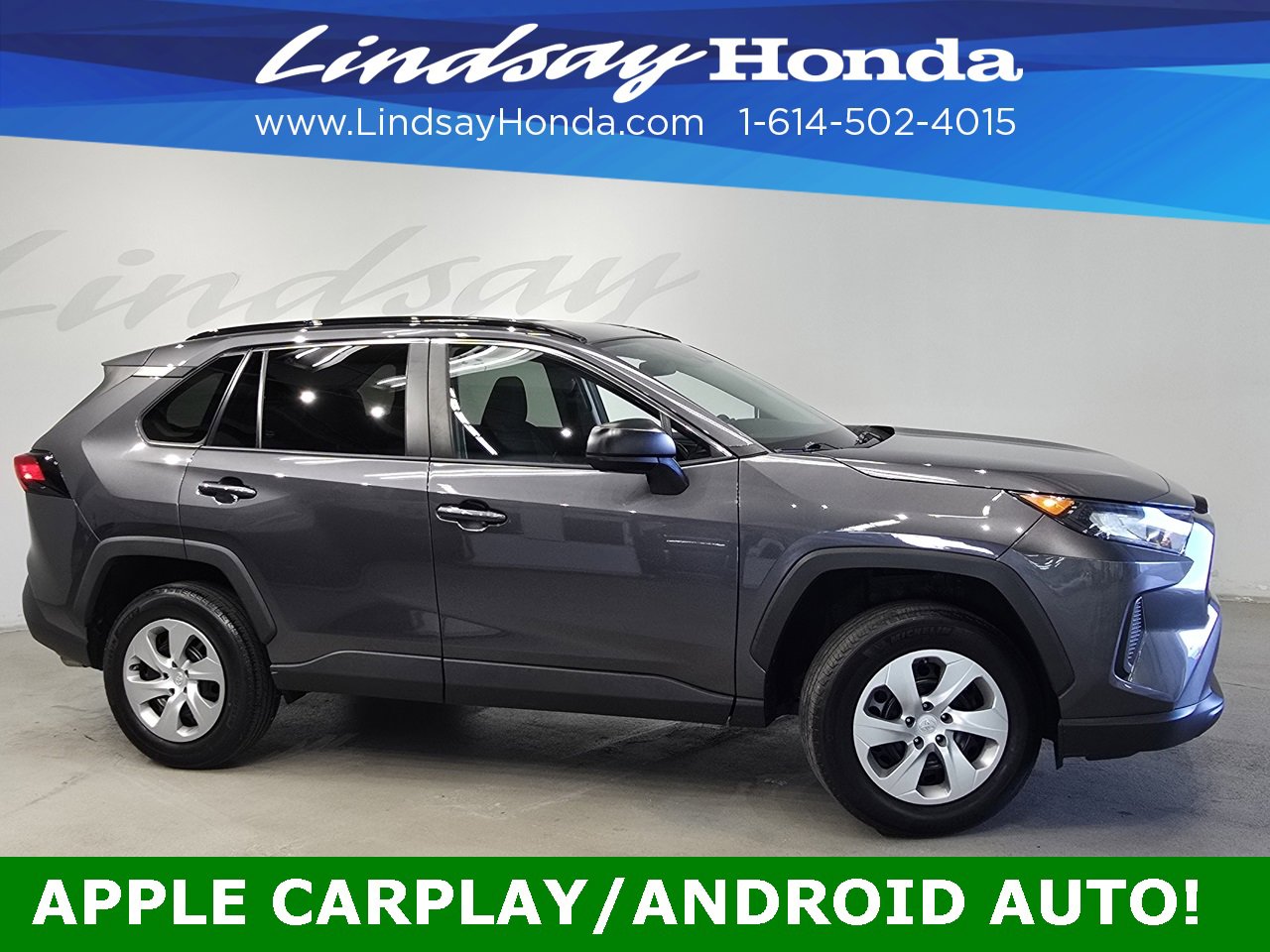 Used 2021 Toyota RAV4 LE image 3
