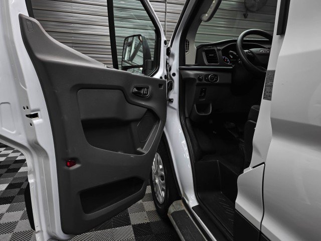 Used 2023 Ford Transit 250 Low Roof w/ Exterior Upgrade Package RWD image 28