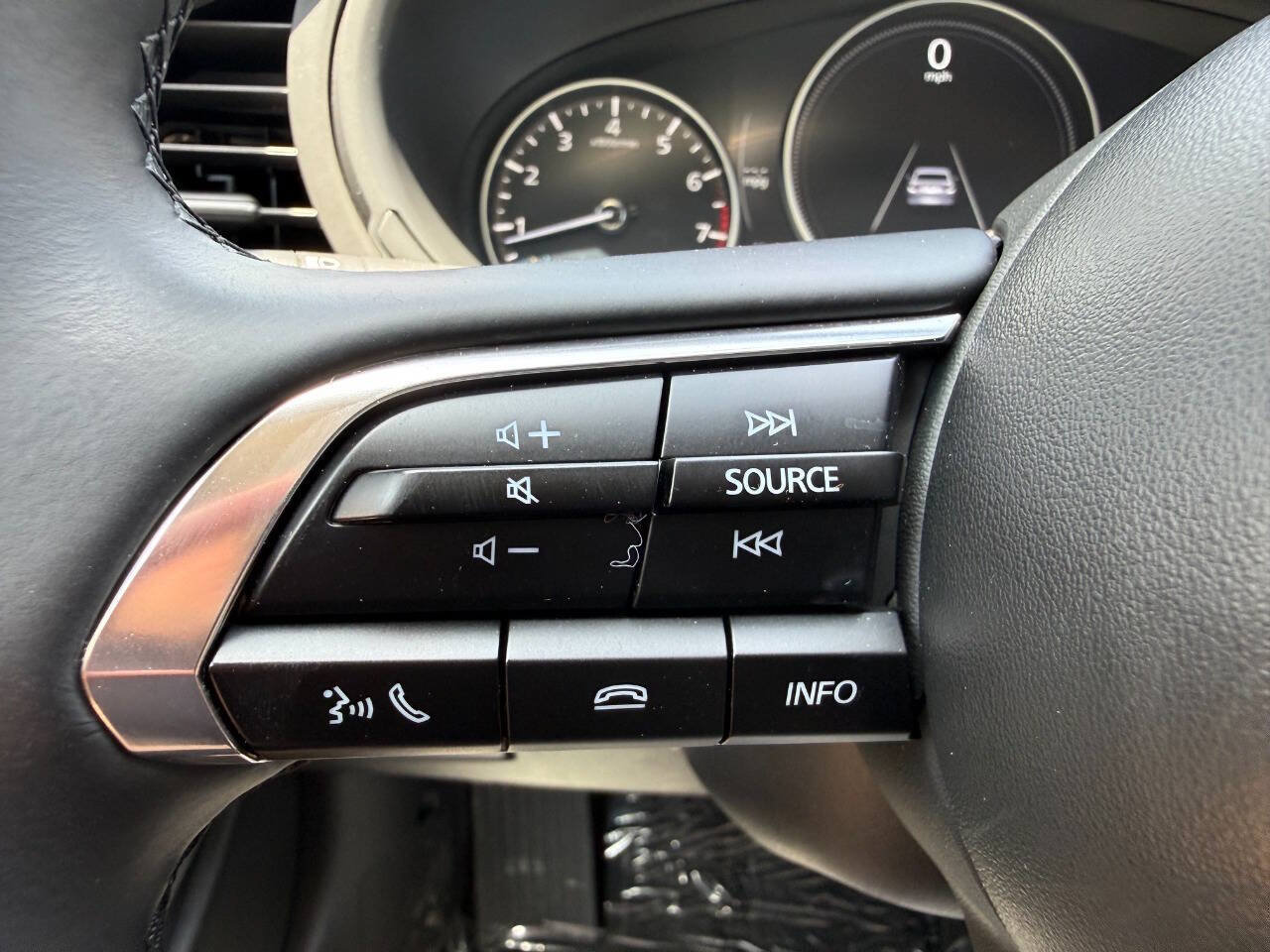 Used 2025 MAZDA MAZDA3 s FWD image 34