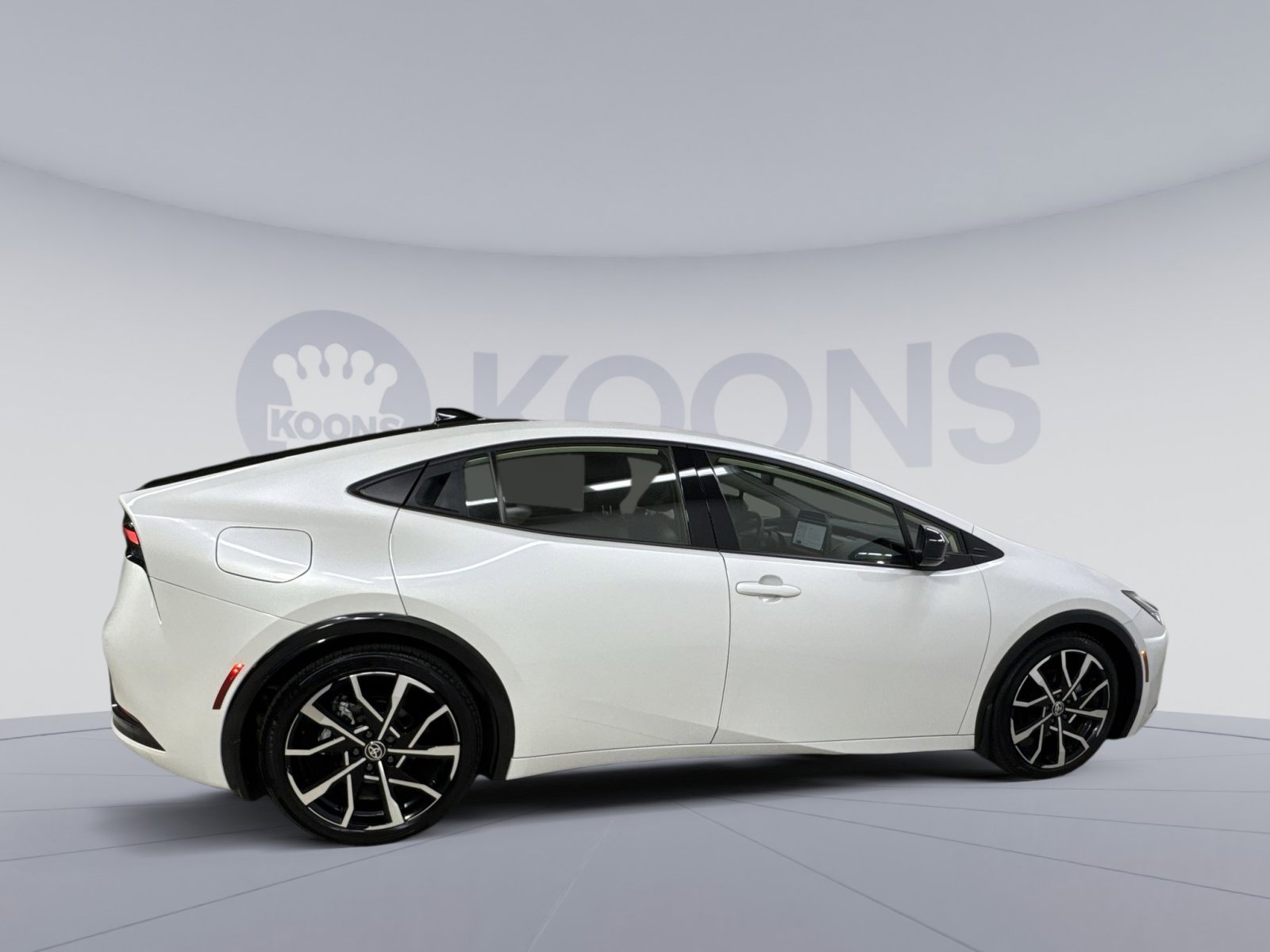 Used 2024 Toyota Prius Prime FWD image 21