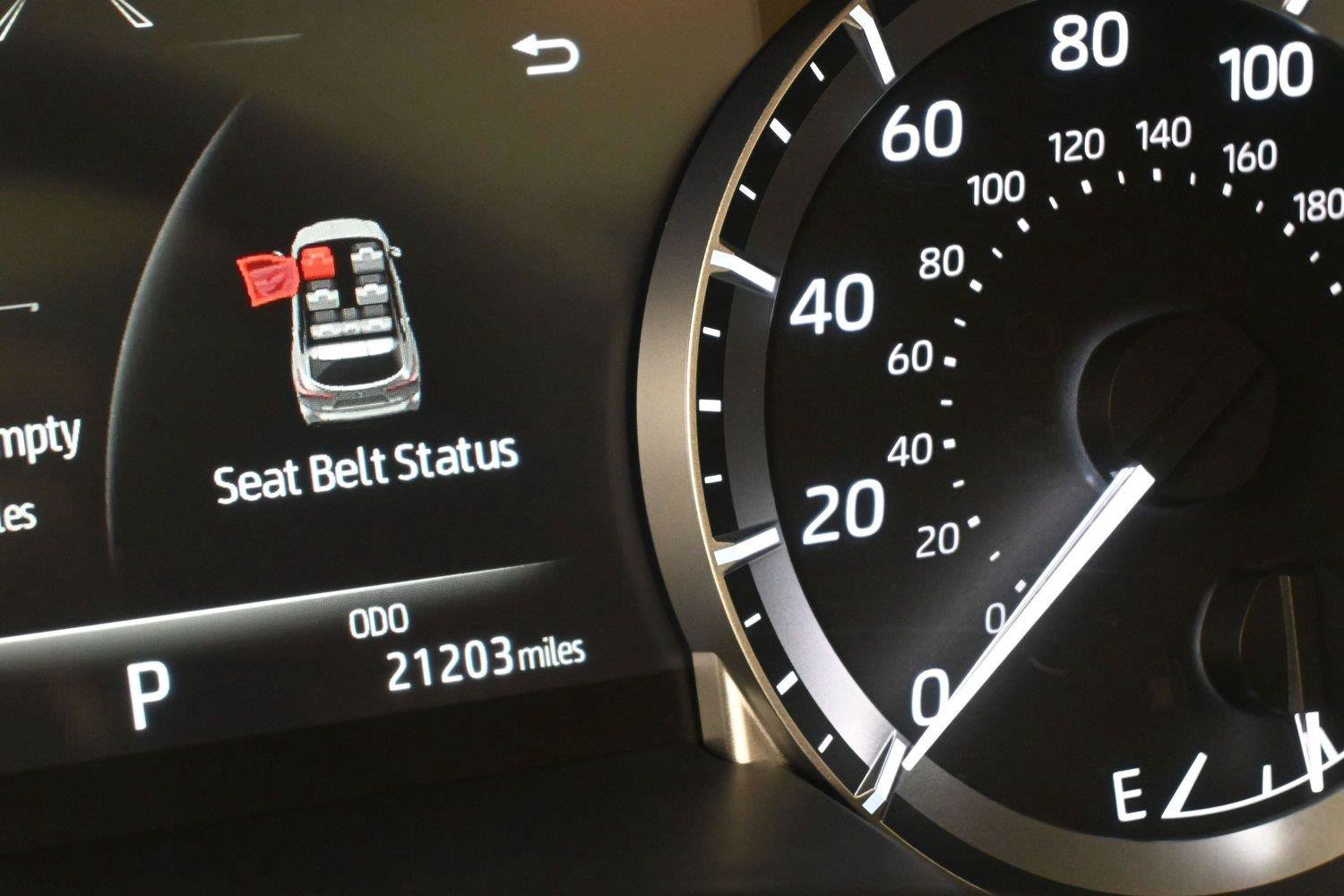 Used 2023 Toyota Highlander XSE AWD/4WD image 3