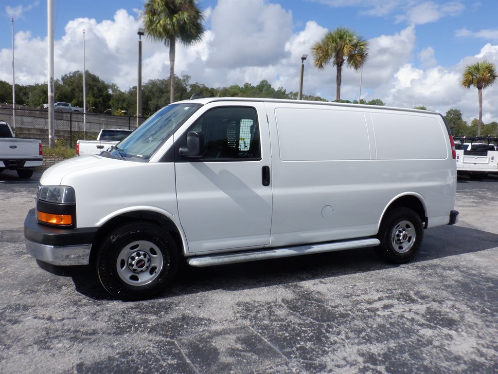 Used 2020 GMC Savana 2500 w/ Driver Convenience Package RWD image 2