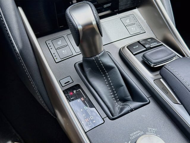 Used 2019 Lexus IS 350 F Sport w/ F Sport Package RWD image 27