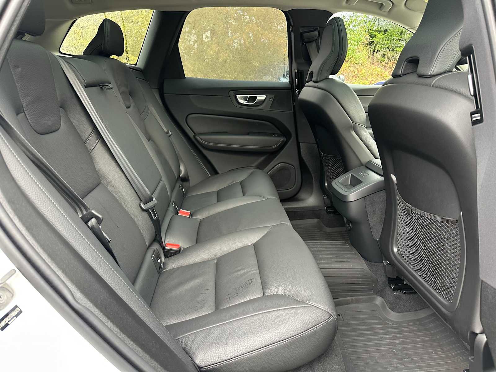Used 2025 Volvo XC60 B5 Plus w/ Protection Package Premier image 12