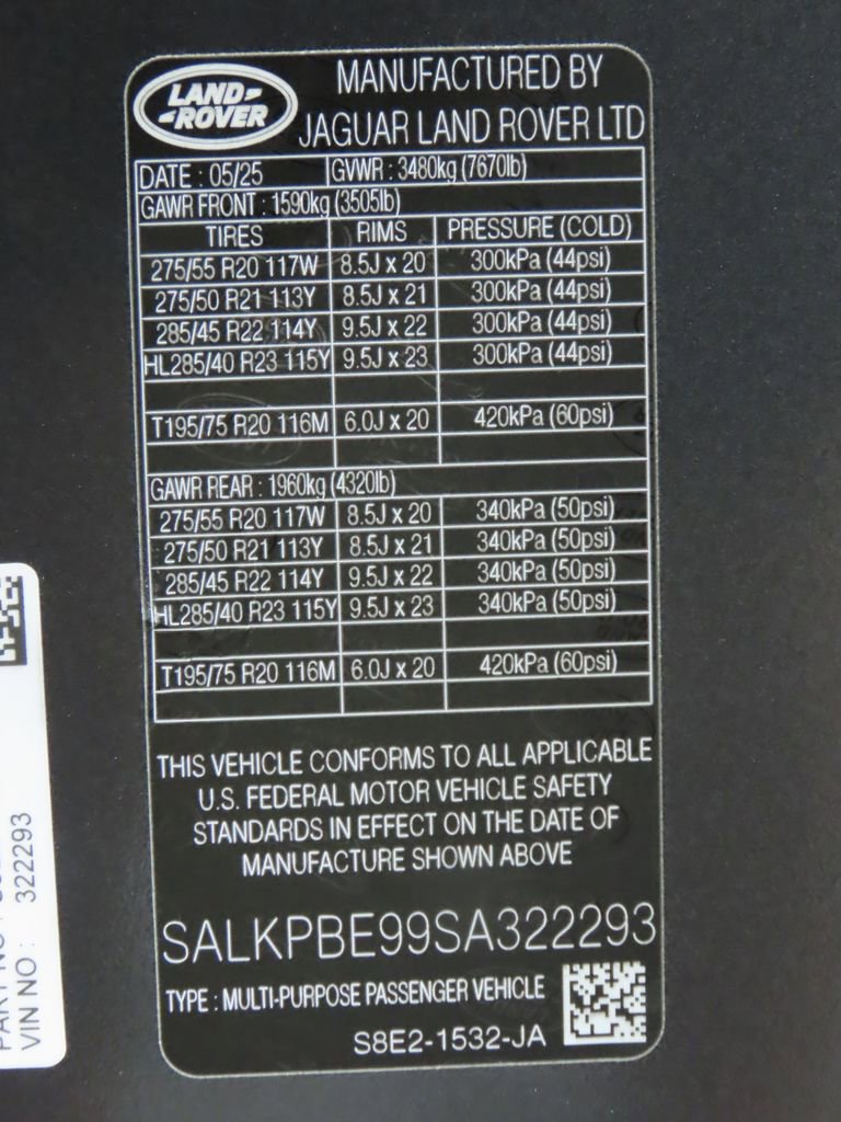 New 2025 Land Rover Range Rover Long Wheelbase SE image 34