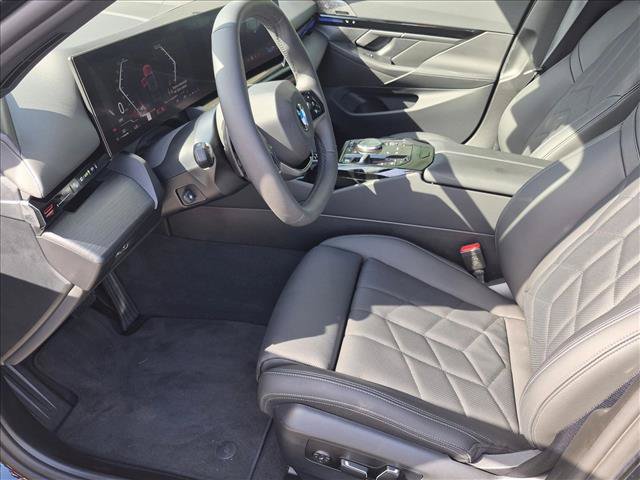 Certified 2024 BMW 530i xDrive AWD/4WD image 17