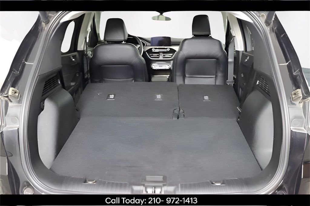 Used 2021 Ford Escape SEL FWD image 33
