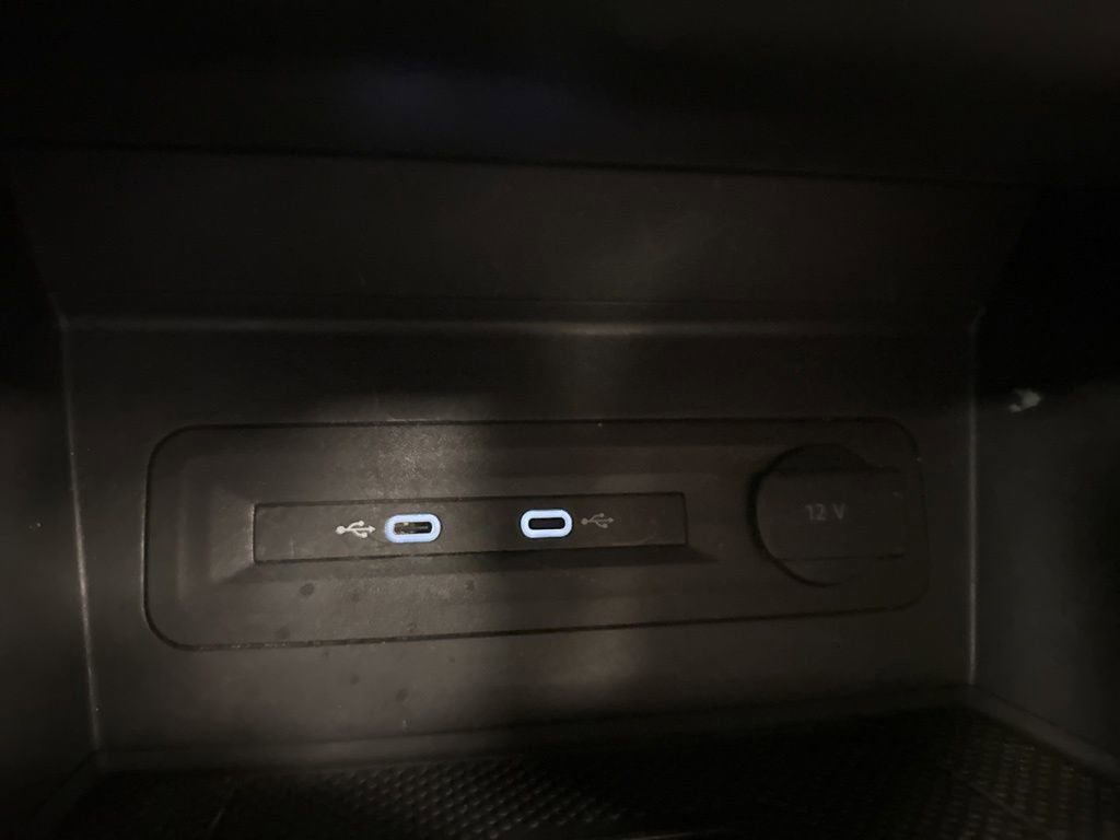 Used 2021 Volkswagen Atlas SE w/ Panoramic Sunroof Package image 26