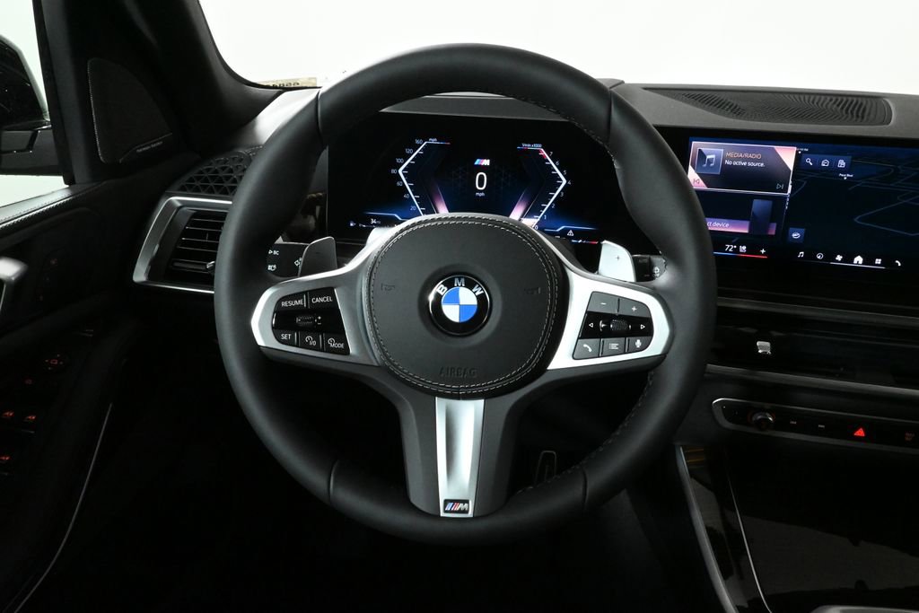 Used 2026 BMW X5 xDrive40i w/ M Sport Package image 18