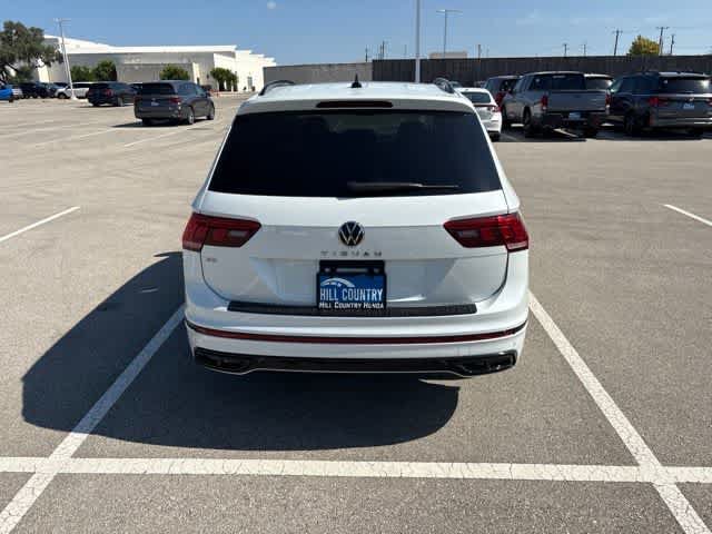 Used 2022 Volkswagen Tiguan SE R-Line FWD image 4