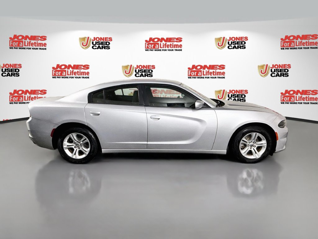 Used 2022 Dodge Charger SXT RWD image 16