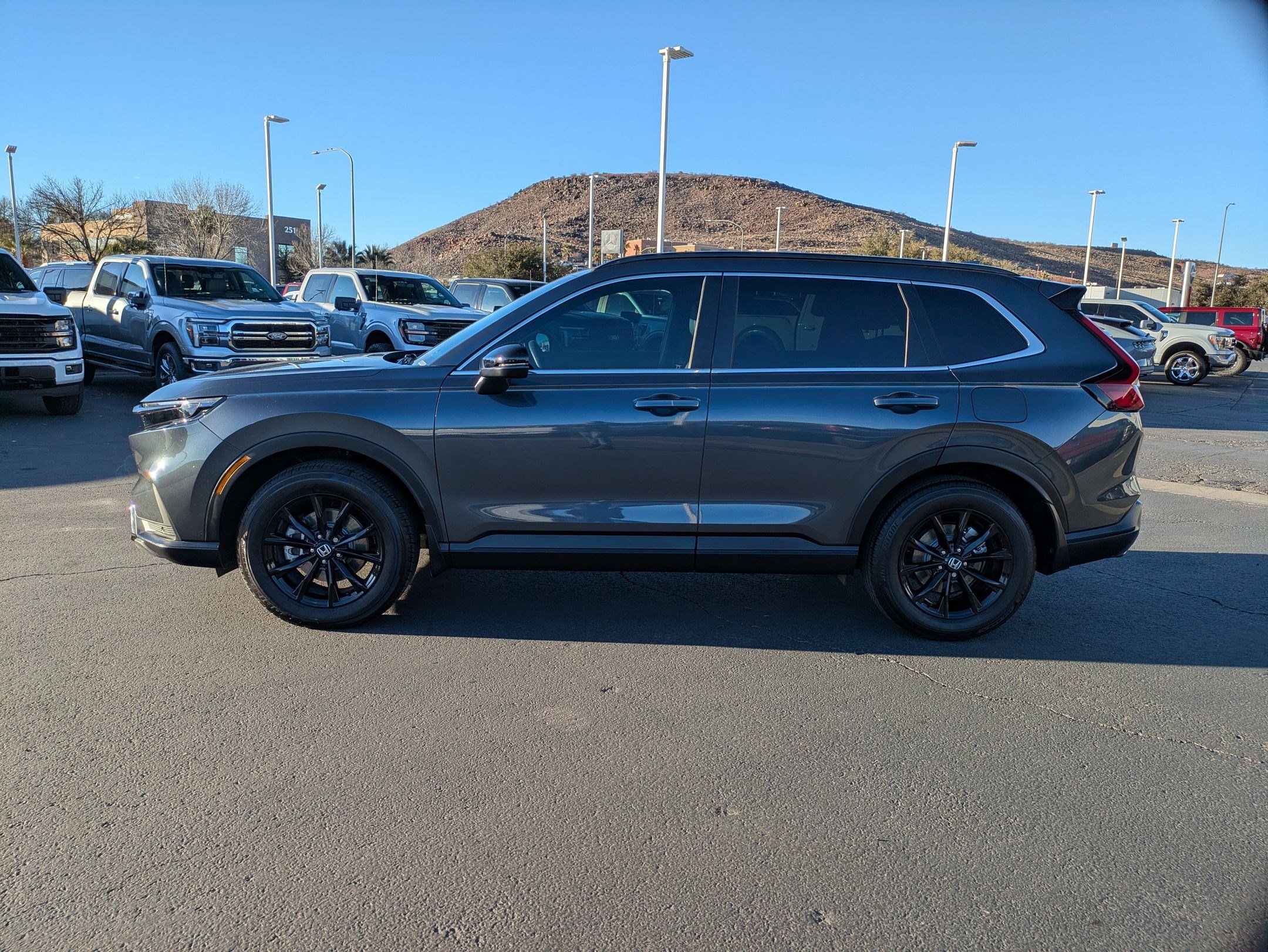 Used 2025 Honda CR-V Sport-L image 6