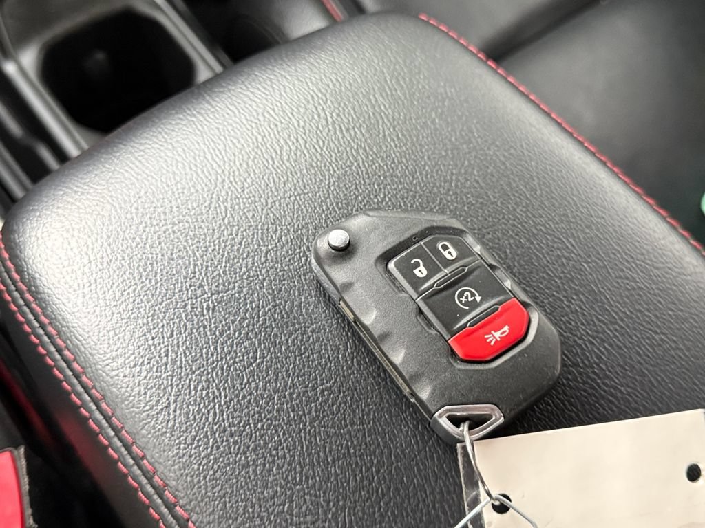 Used 2020 Jeep Gladiator Rubicon AWD/4WD image 32