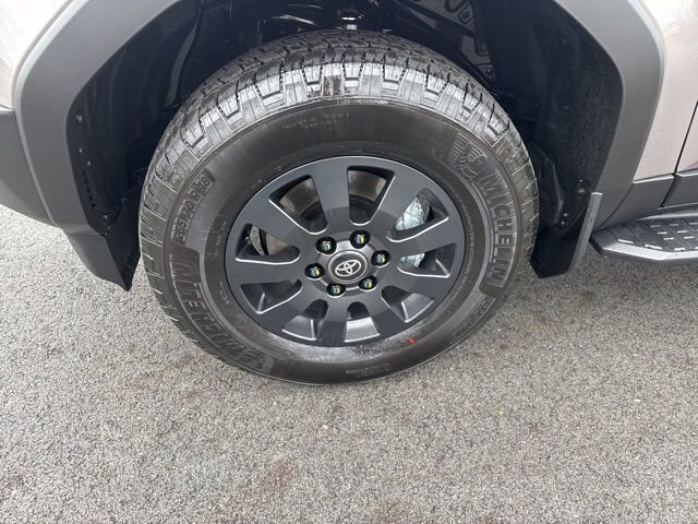 New 2026 Toyota Land Cruiser image 9