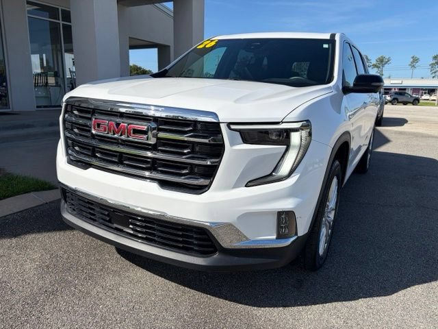 Used 2026 GMC Acadia Elevation w/ Elevation Premium Package FWD image 2