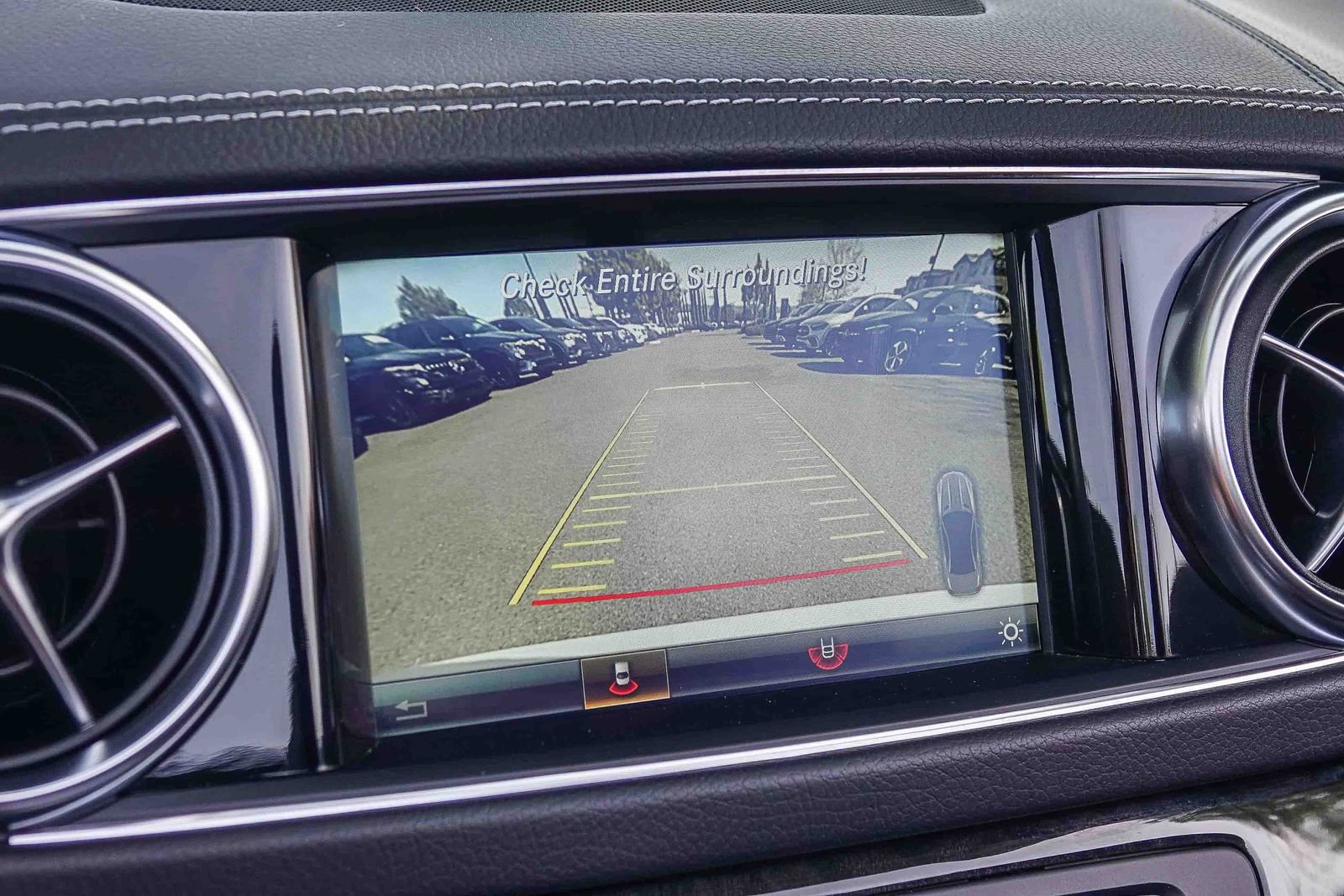 Used 2018 Mercedes-Benz SL 450 image 26