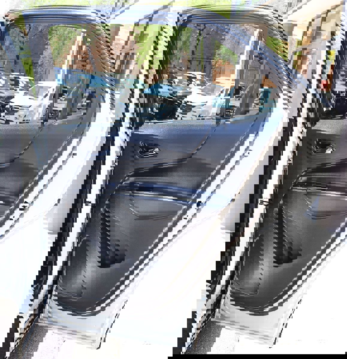 Used 2022 Chevrolet Equinox LT image 27