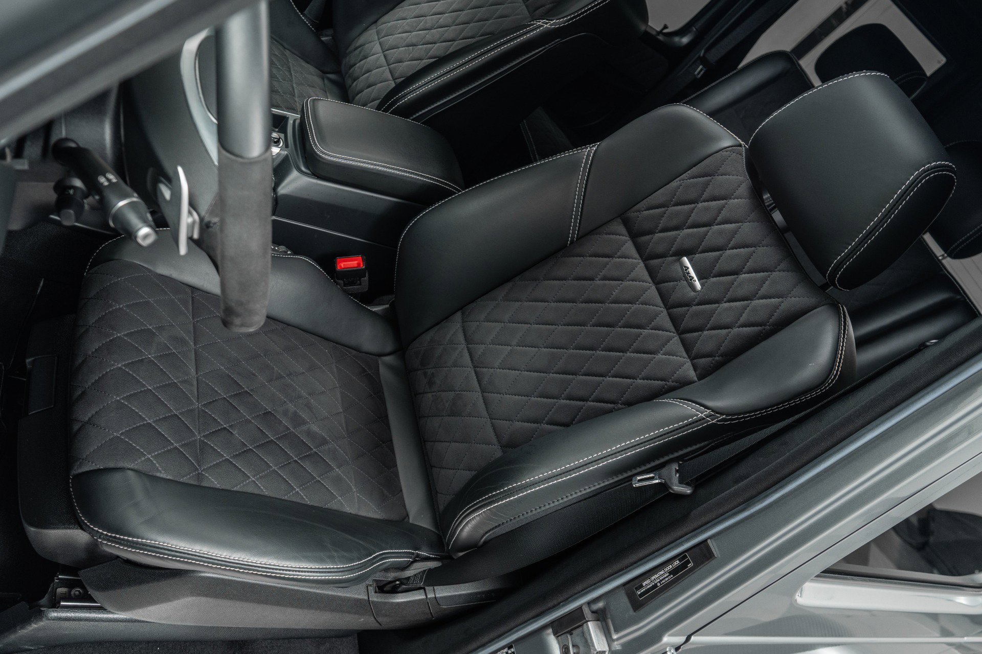 Used 2018 Mercedes-Benz G 550 Squared image 23