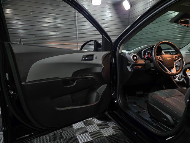 Used 2020 Chevrolet Sonic LT w/ Convenience Package image 29