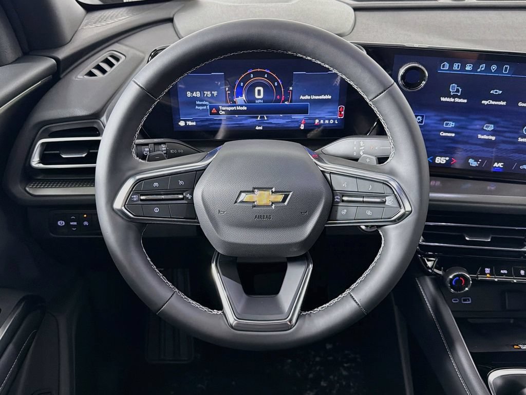 New 2027 Chevrolet Traverse LT w/ Sun and Wheel Package FWD image 11