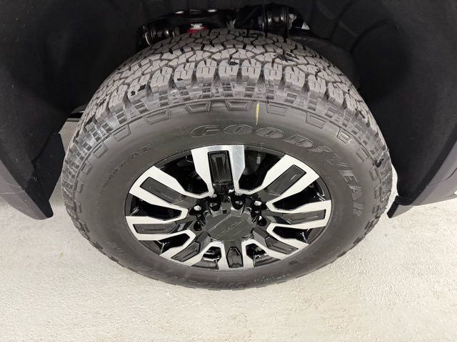 New 2026 GMC Sierra 2500 Denali Ultimate image 4