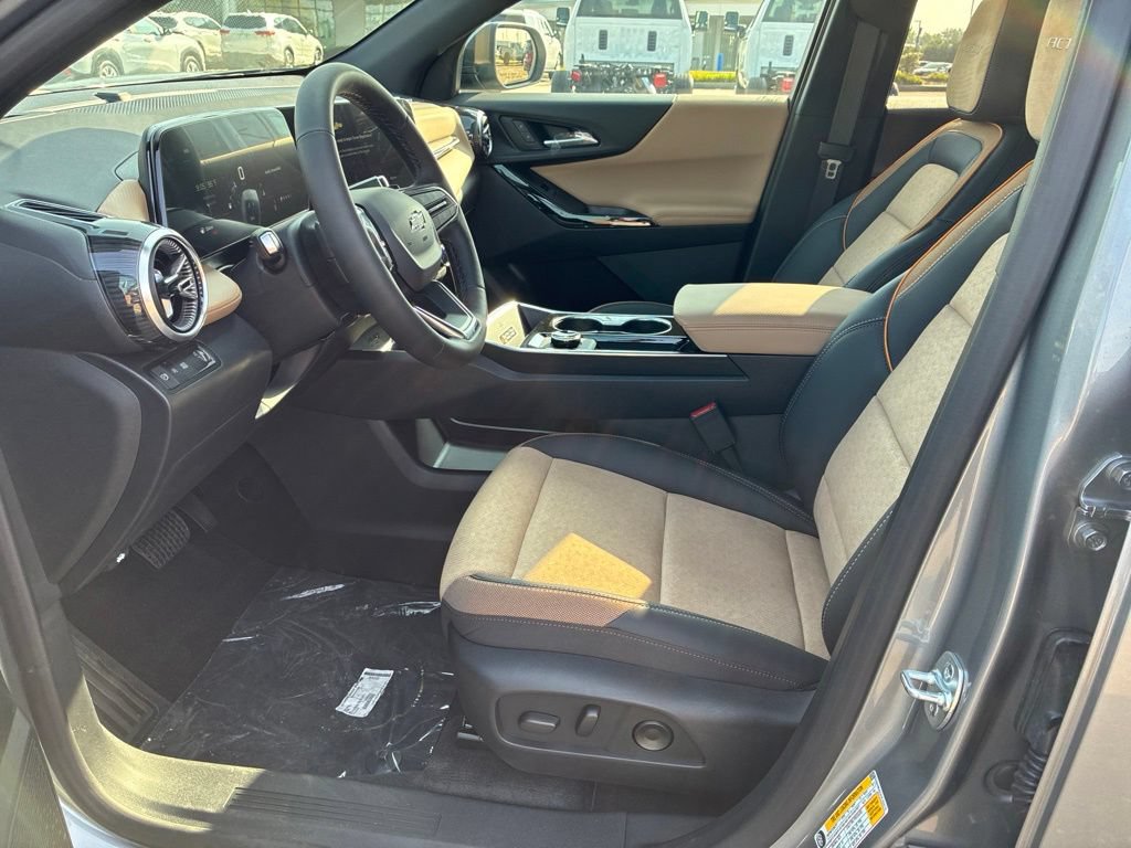 New 2027 Chevrolet Equinox ACTIV w/ Convenience Package III FWD image 17