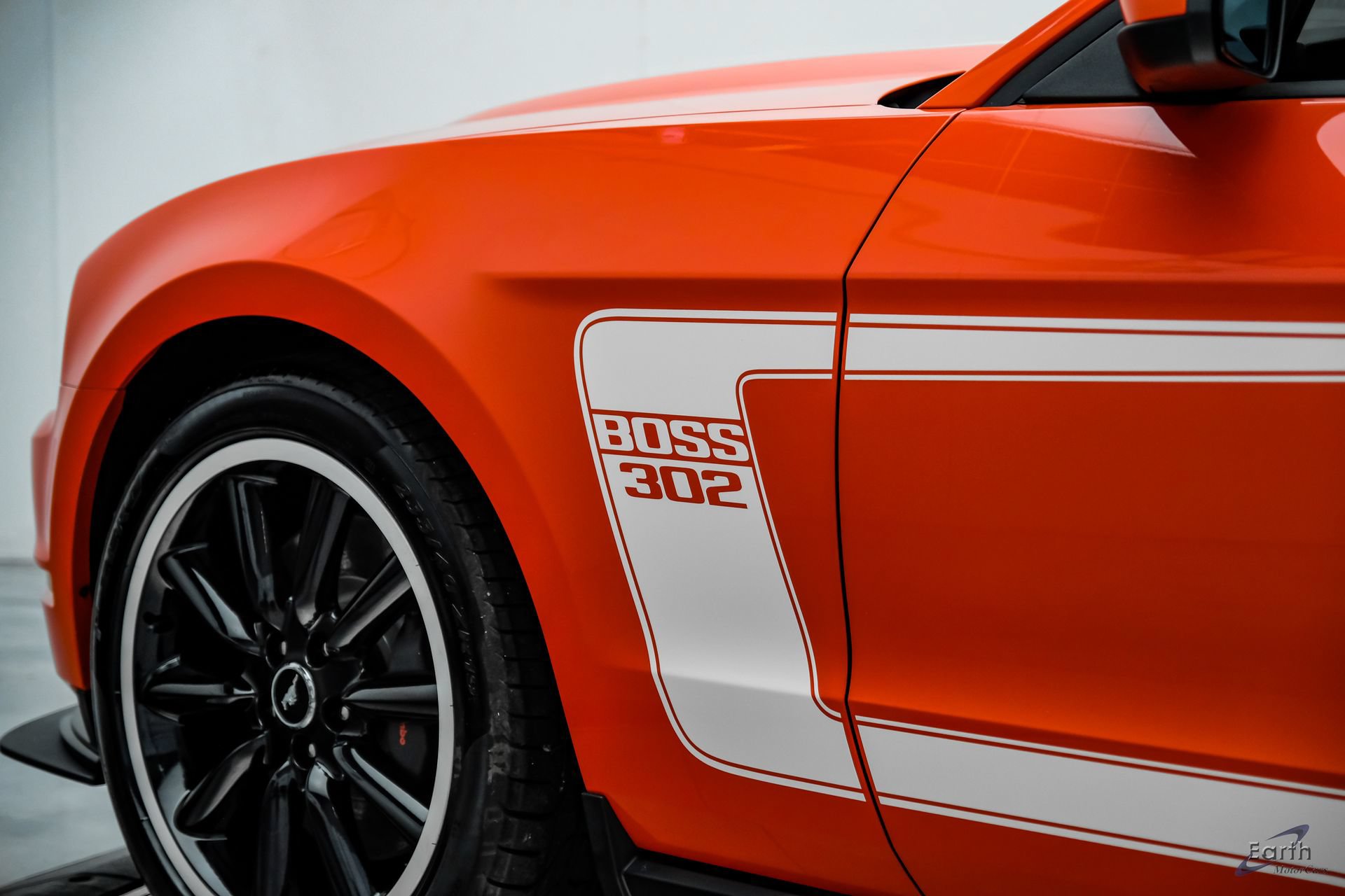Used 2012 Ford Mustang Boss 302 w/ Boss 302 Accessory Pkg RWD image 31