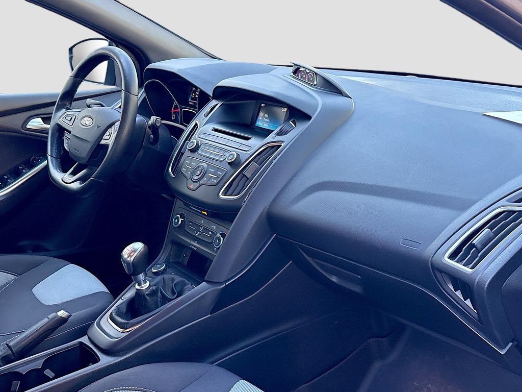 Used 2017 Ford Focus ST FWD image 26