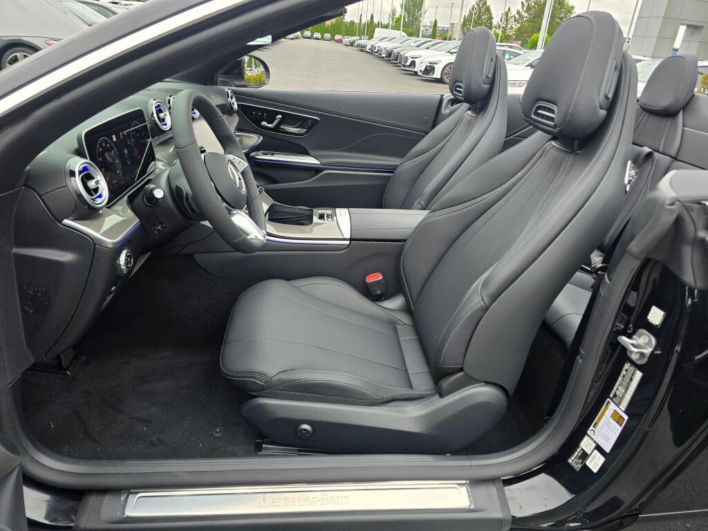 New 2026 Mercedes-Benz CLE 300 4MATIC Cabriolet image 12