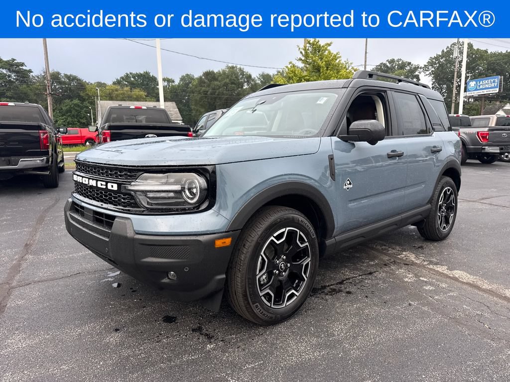 Used 2026 Ford Bronco Sport Outer Banks w/ Outer Banks Tech Package+ AWD/4WD image 2