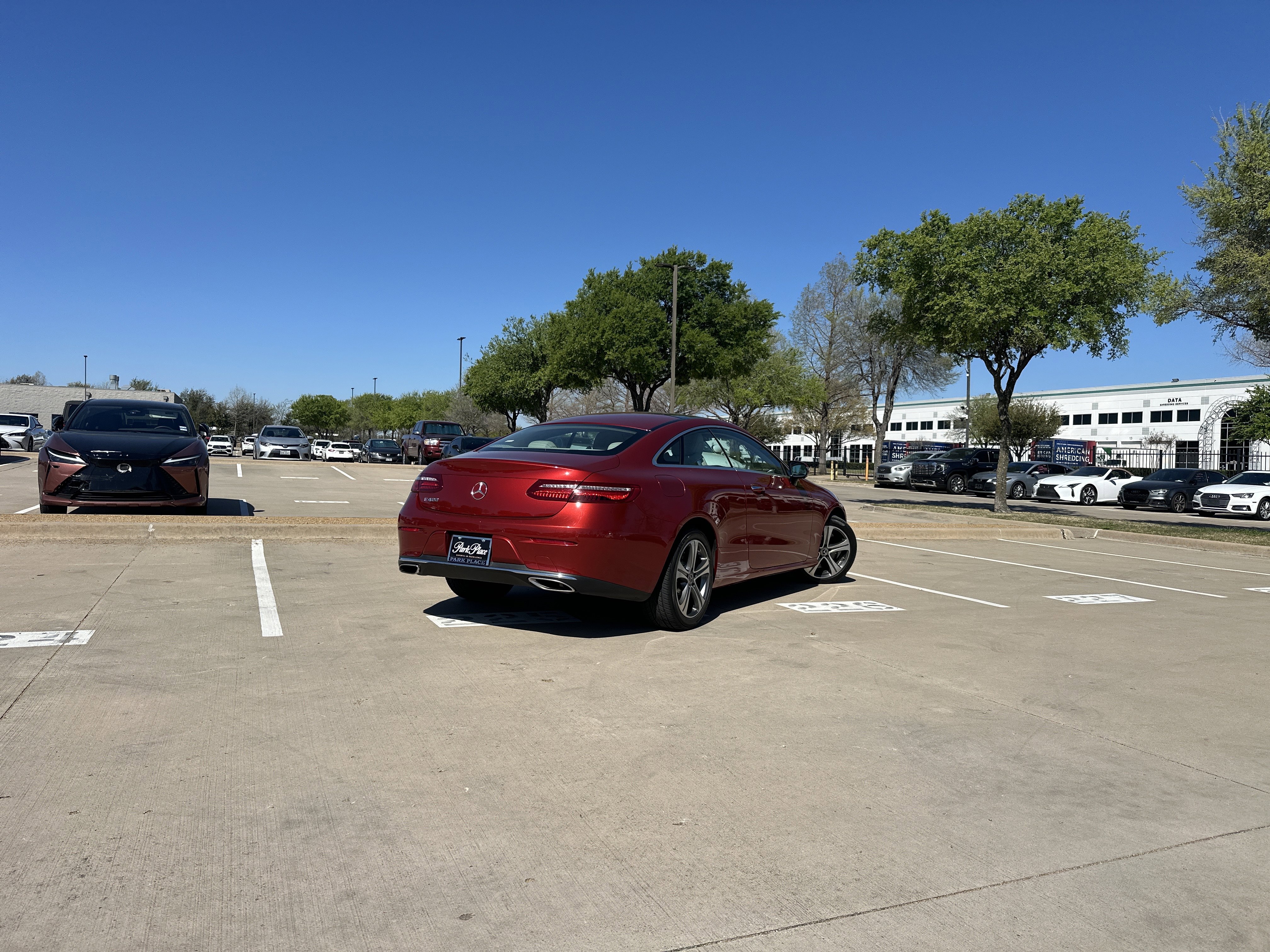 Used 2018 Mercedes-Benz E 400 E 400 image 2