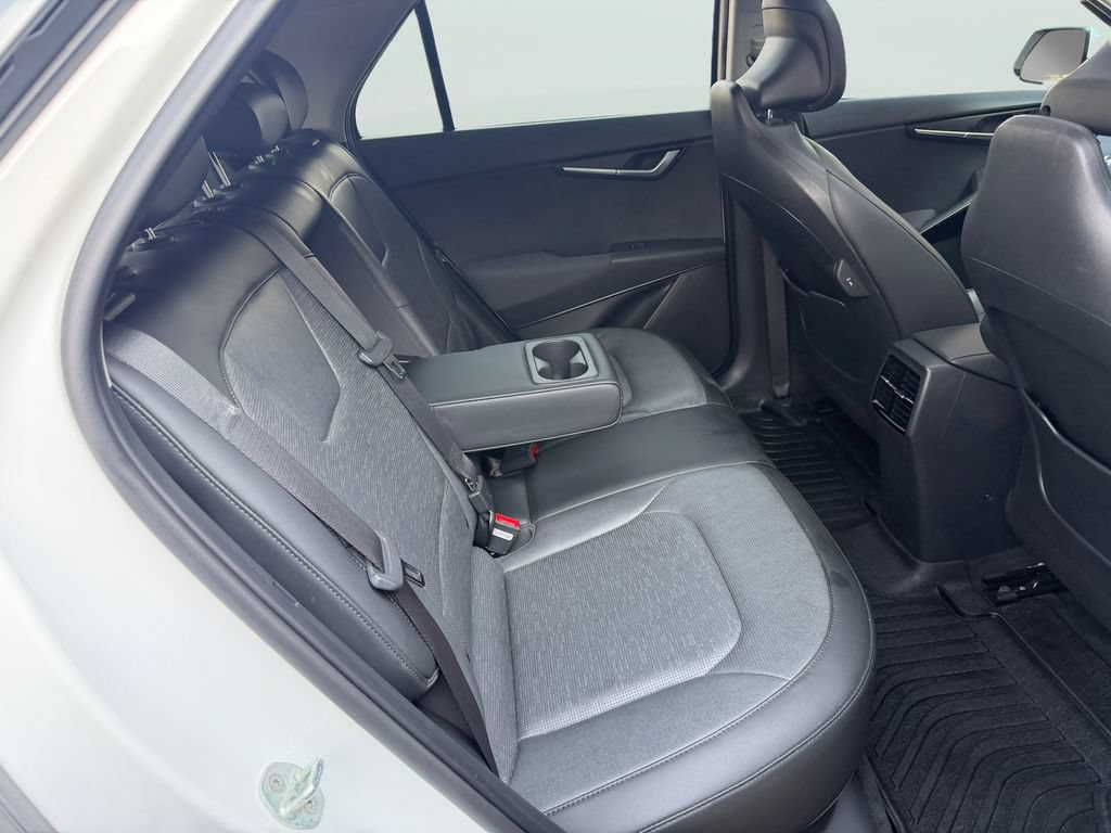 Used 2023 Kia Niro Wave FWD image 18