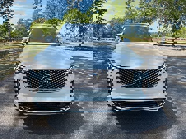 New 2026 Volvo XC90 B5 Core AWD/4WD image 9