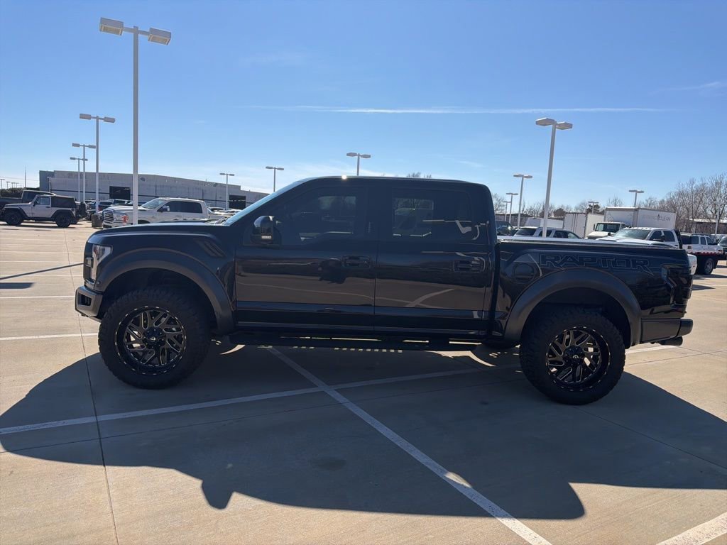Used 2017 Ford F150 Raptor w/ Equipment Group 802A Luxury image 4