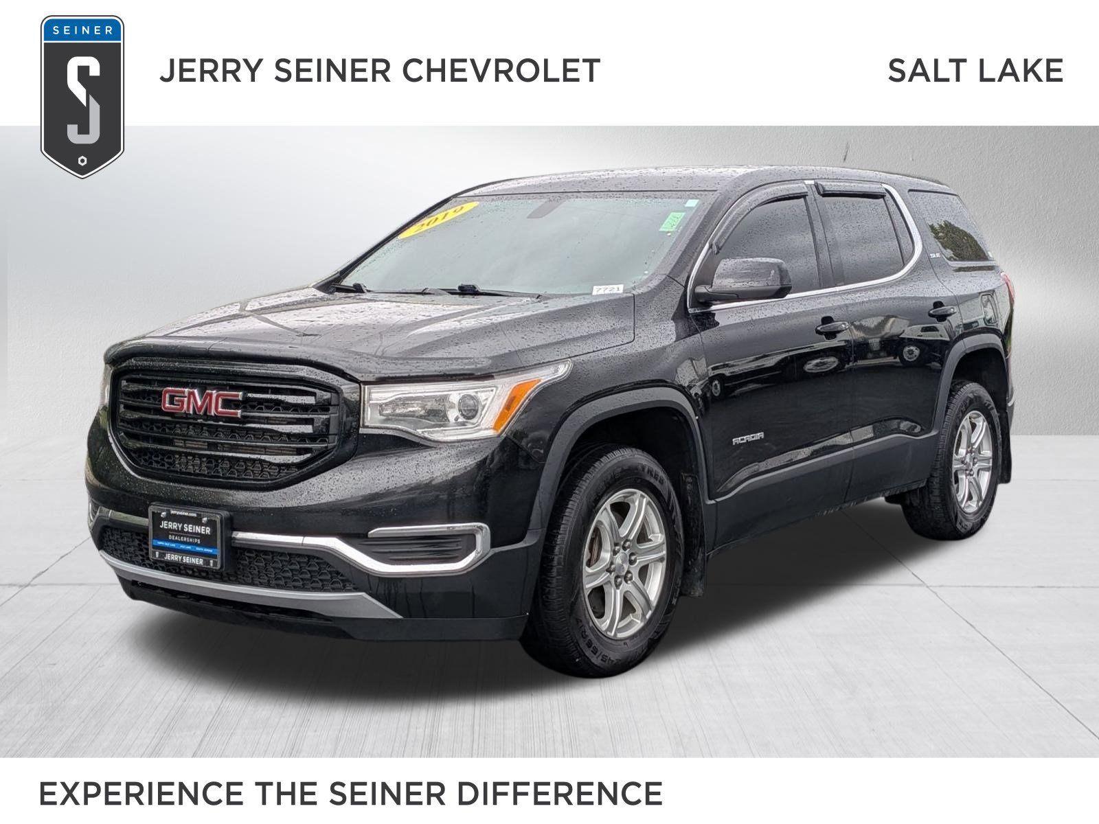 Used 2019 GMC Acadia SLE w/ LPO, Black Accent Package image 1