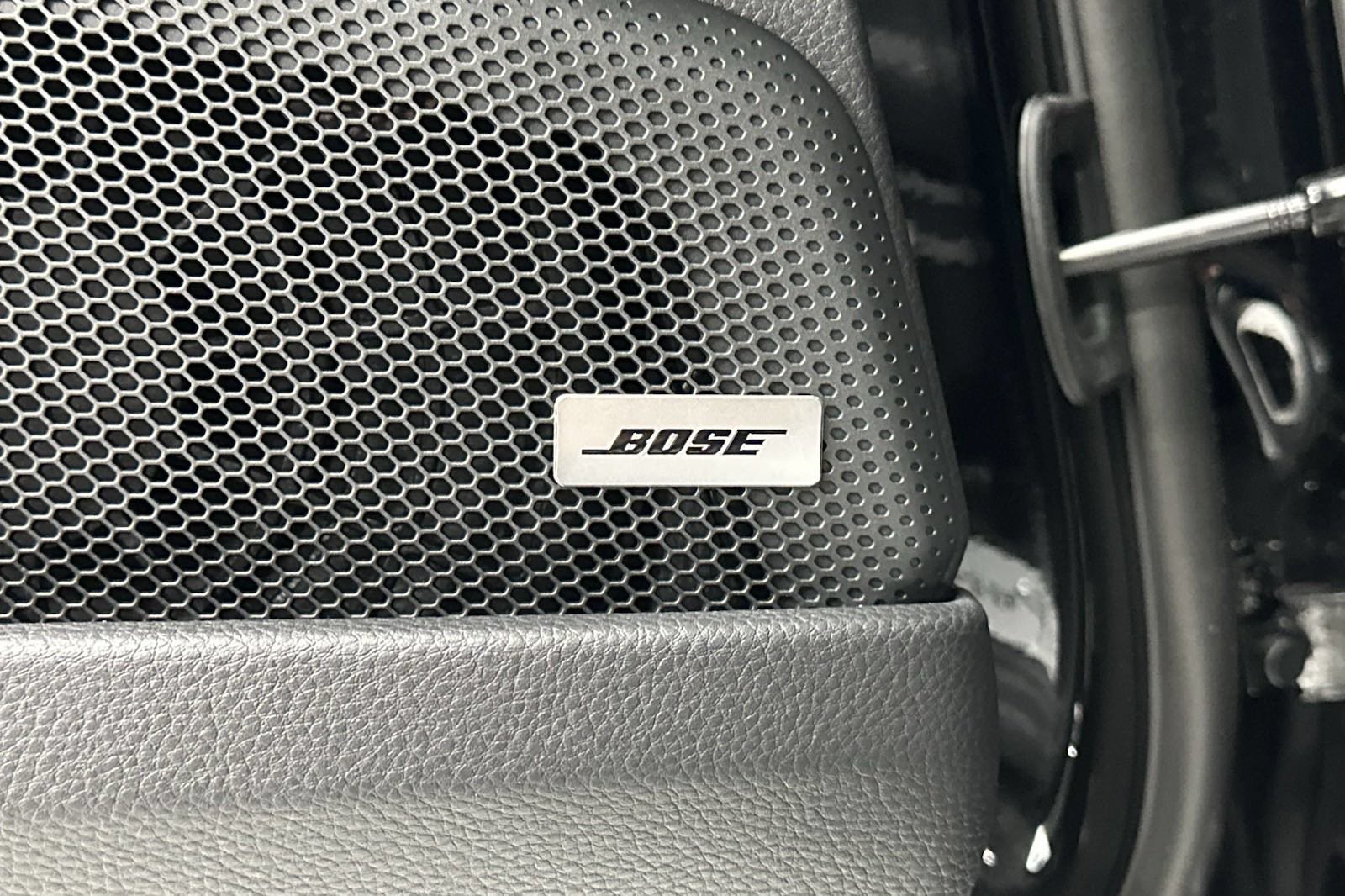 Certified 2025 Porsche Panamera 4 AWD/4WD image 28