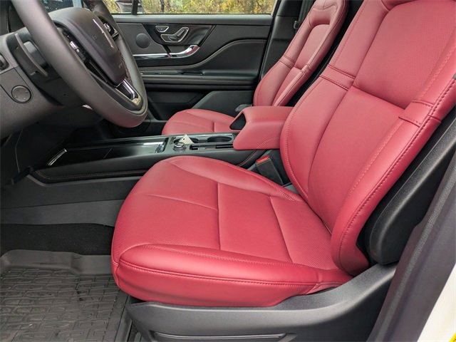 New 2026 Lincoln Corsair Reserve image 9