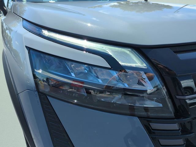 New 2026 Nissan Pathfinder Platinum FWD image 44