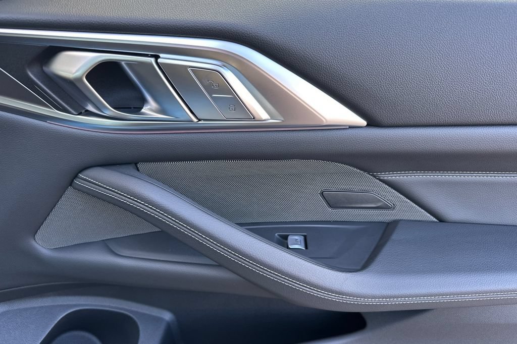 New 2026 BMW M440i Coupe RWD image 18