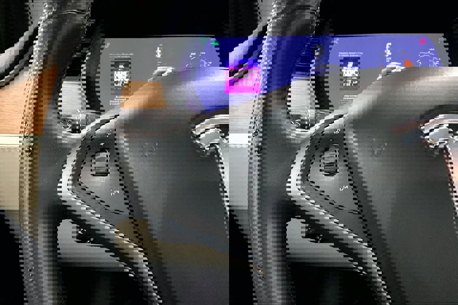 Used 2021 Tesla Model X Long Range image 23