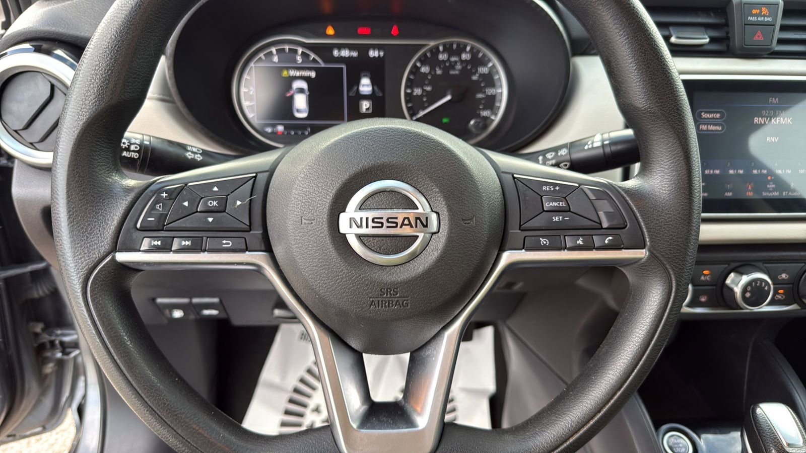 Used 2021 Nissan Versa SV FWD image 8