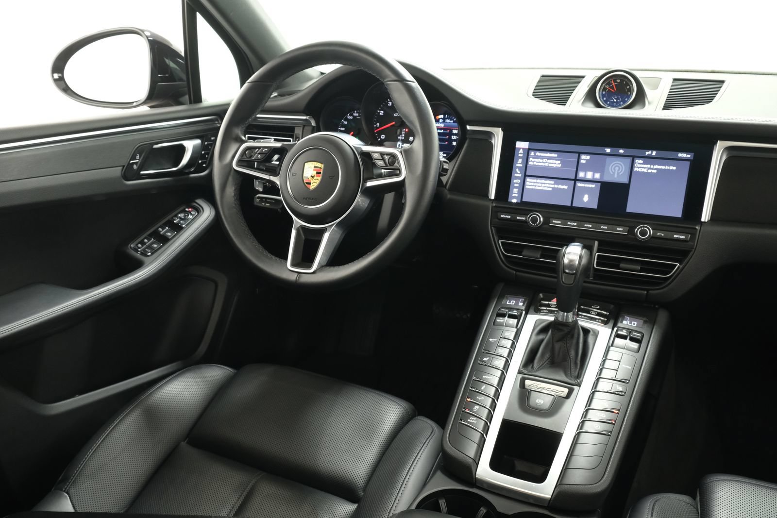 Used 2021 Porsche Macan GTS AWD/4WD image 12