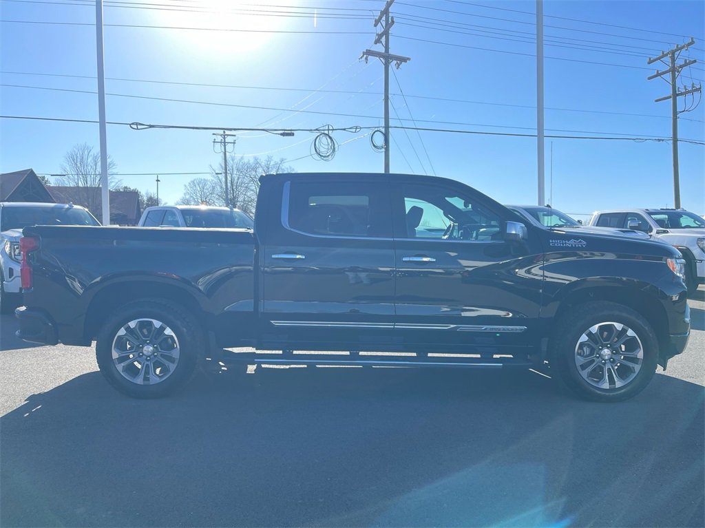 Used 2024 Chevrolet Silverado 1500 High Country w/ Technology Package image 6