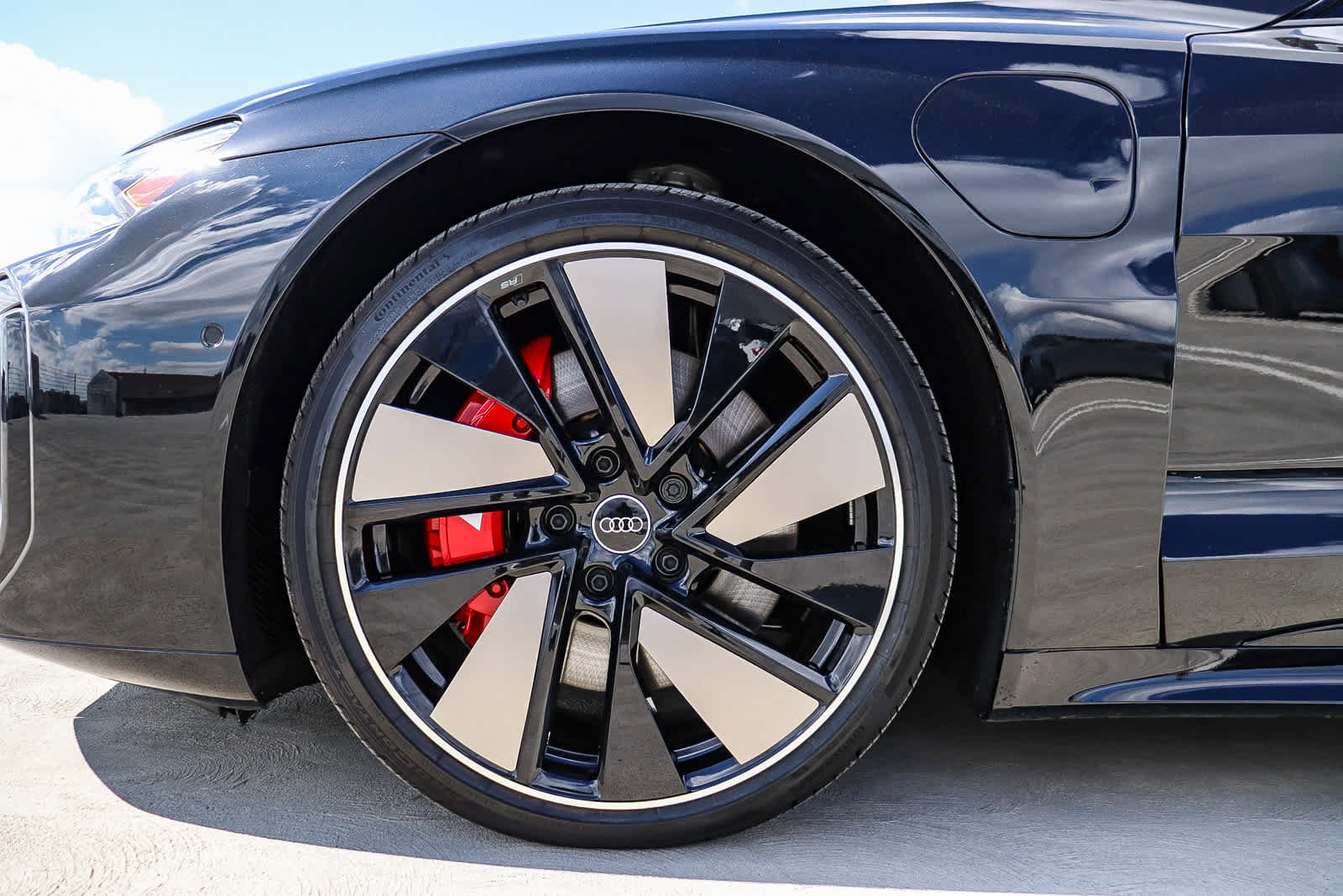 New 2026 Audi S e-tron GT Prestige AWD/4WD image 14