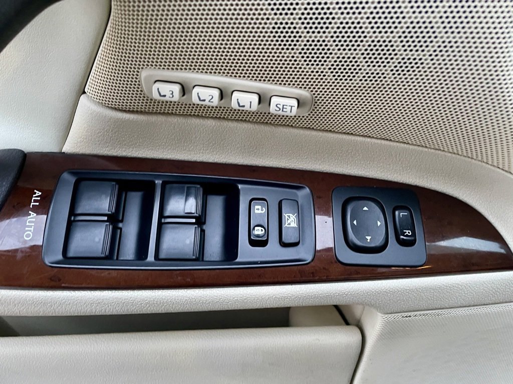 Used 2013 Lexus IS 350 AWD image 19