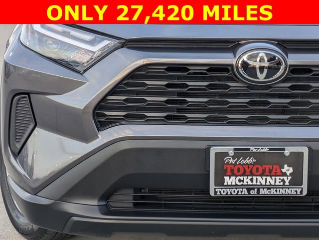 Used 2022 Toyota RAV4 XLE w/ Convenience Package image 3