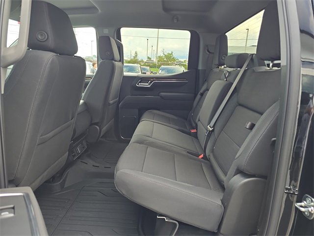 New 2026 GMC Sierra 1500 Elevation w/ LPO, Elevation Black Package image 16
