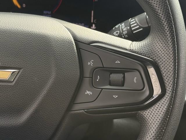 Used 2024 Chevrolet Trax LT w/ Sunroof Package FWD image 15